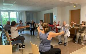 Gym sur chaise au CGA